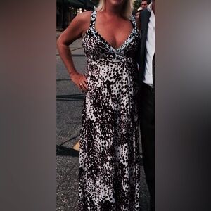 Diane Von Furstenberg Wrap Dress. SZ 12.